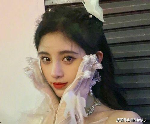 娱乐圈吃瓜鞠婧祎图片,揭秘明星幕后生活点滴”